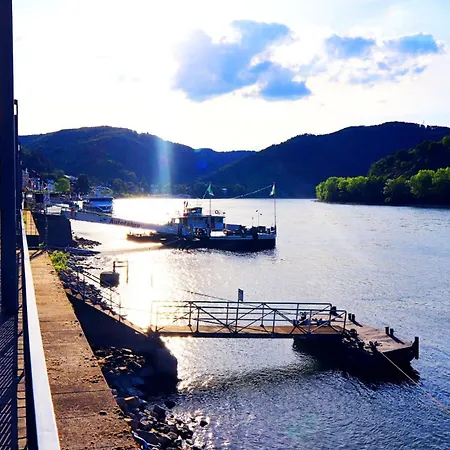 Appartement Holiday Rhein 5 *